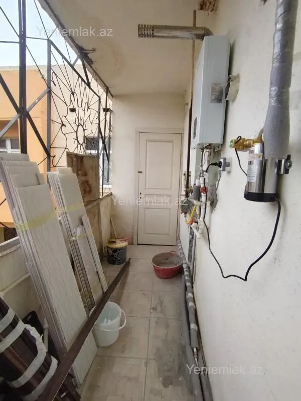 Satılır 5 otaqlı köhnə tikili 120 m²