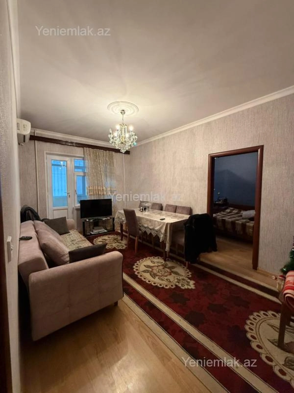 Satılır 5 otaqlı köhnə tikili 120 m²