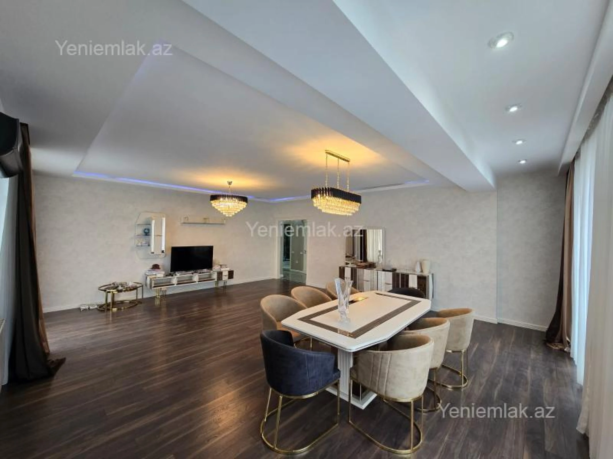 Satılır 4 otaqlı yeni tikili 150 m²