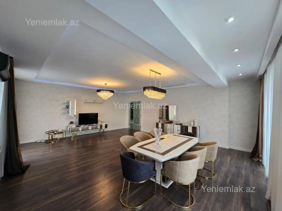 Satılır 4 otaqlı yeni tikili 150 m²