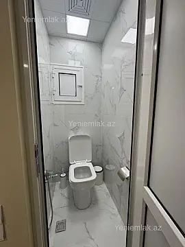 Satılır 2 otaqlı köhnə tikili 65 m²