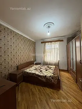 Satılır 2 otaqlı köhnə tikili 55 m²