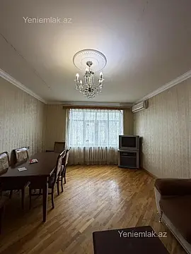 Satılır 2 otaqlı köhnə tikili 55 m²