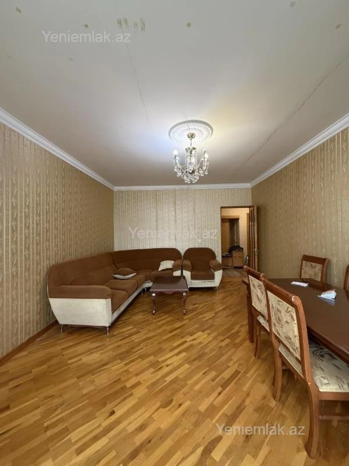 Satılır 2 otaqlı köhnə tikili 55 m²