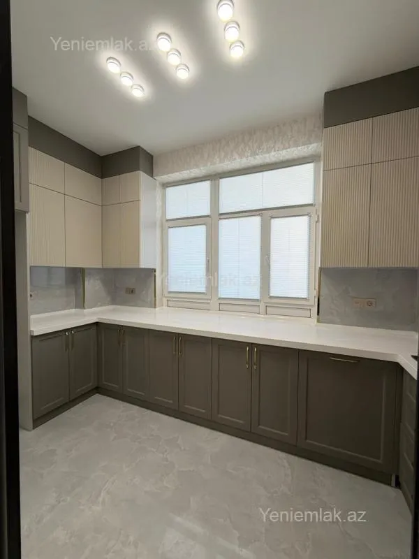 Satılır 3 otaqlı yeni tikili 96 m²