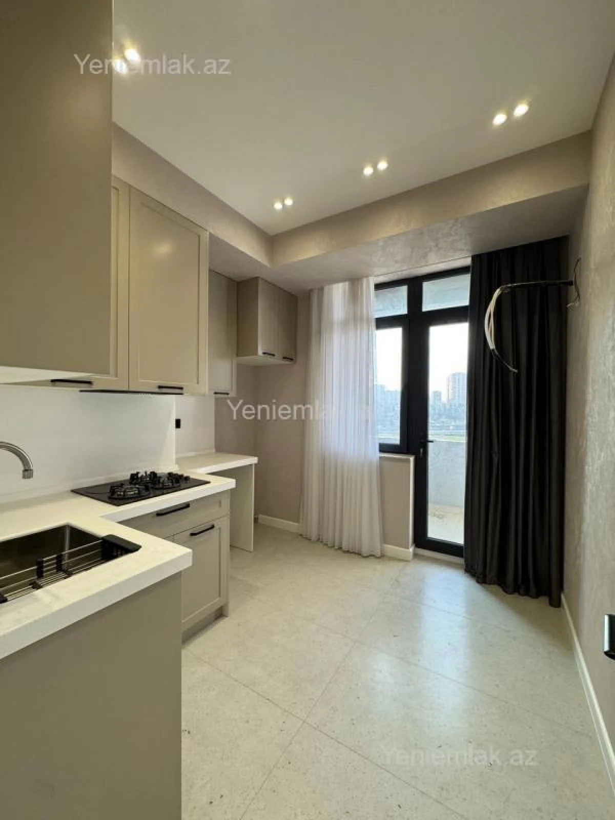 Satılır 2 otaqlı yeni tikili 63 m²