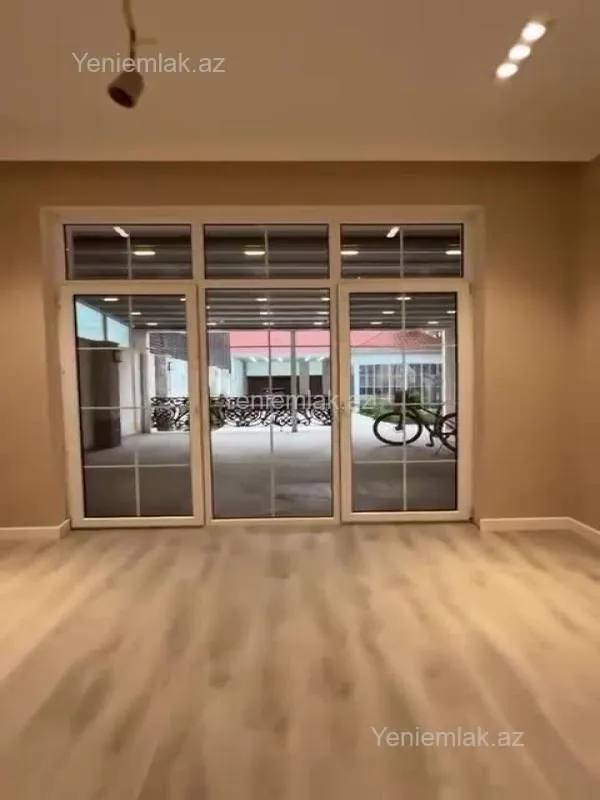 Satılır 6 otaqlı həyət evi 350 m²