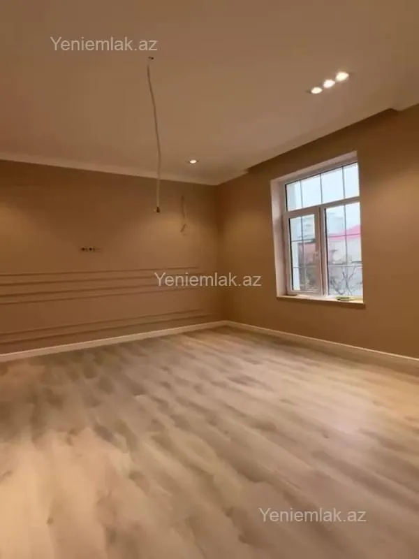 Satılır 6 otaqlı həyət evi 350 m²
