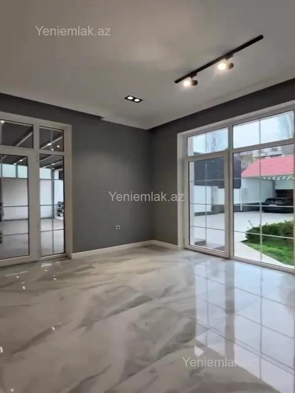 Satılır 6 otaqlı həyət evi 350 m²