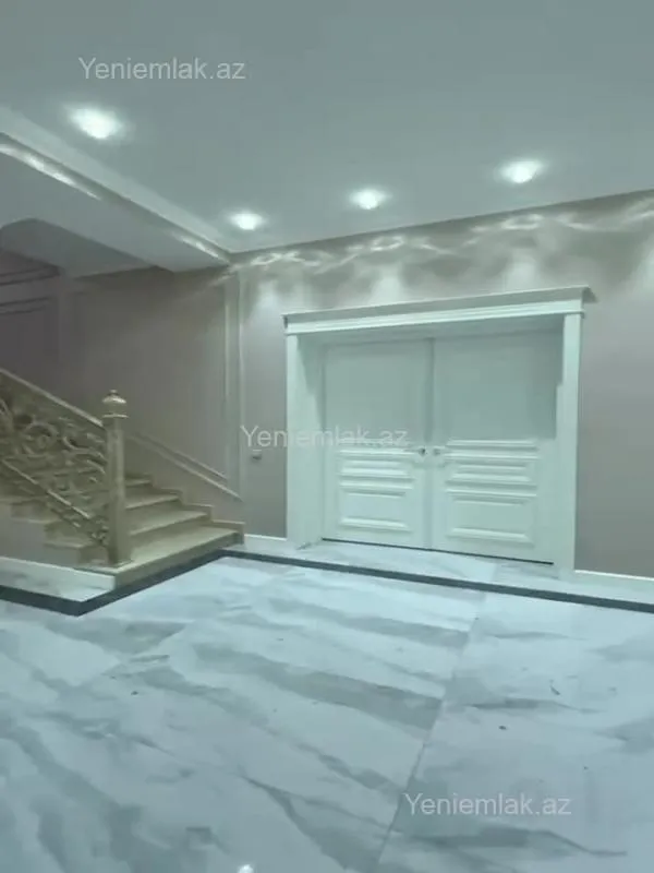 Satılır 6 otaqlı həyət evi 350 m²