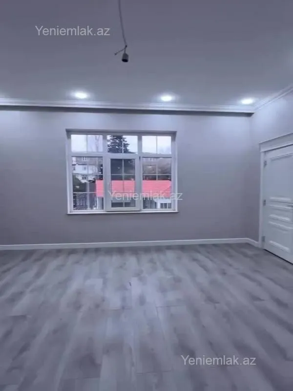 Satılır 6 otaqlı həyət evi 350 m²