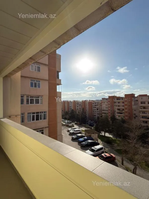 Satılır 3 otaqlı köhnə tikili 80 m²