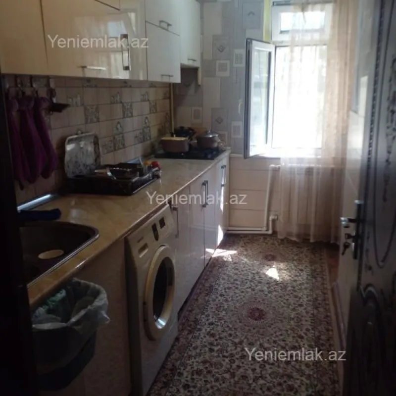Satılır 3 otaqlı köhnə tikili 65 m²