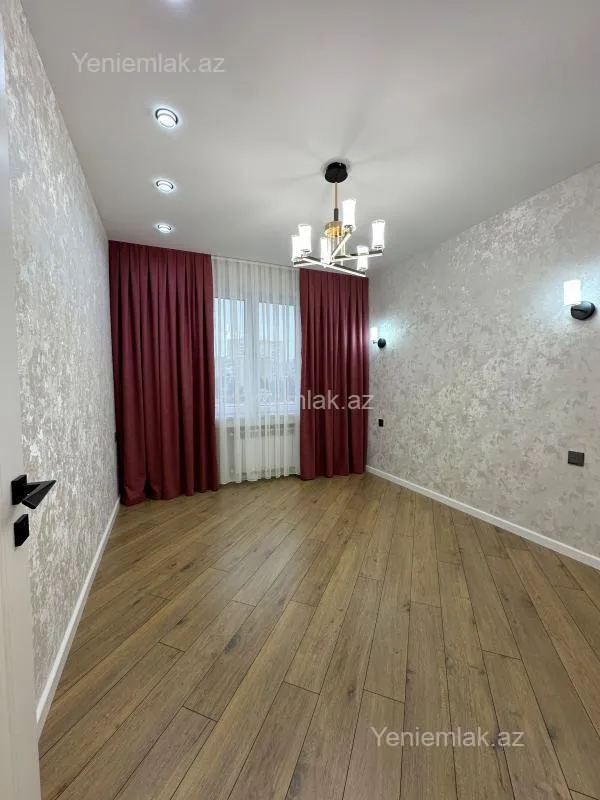 Satılır 2 otaqlı köhnə tikili 60 m²