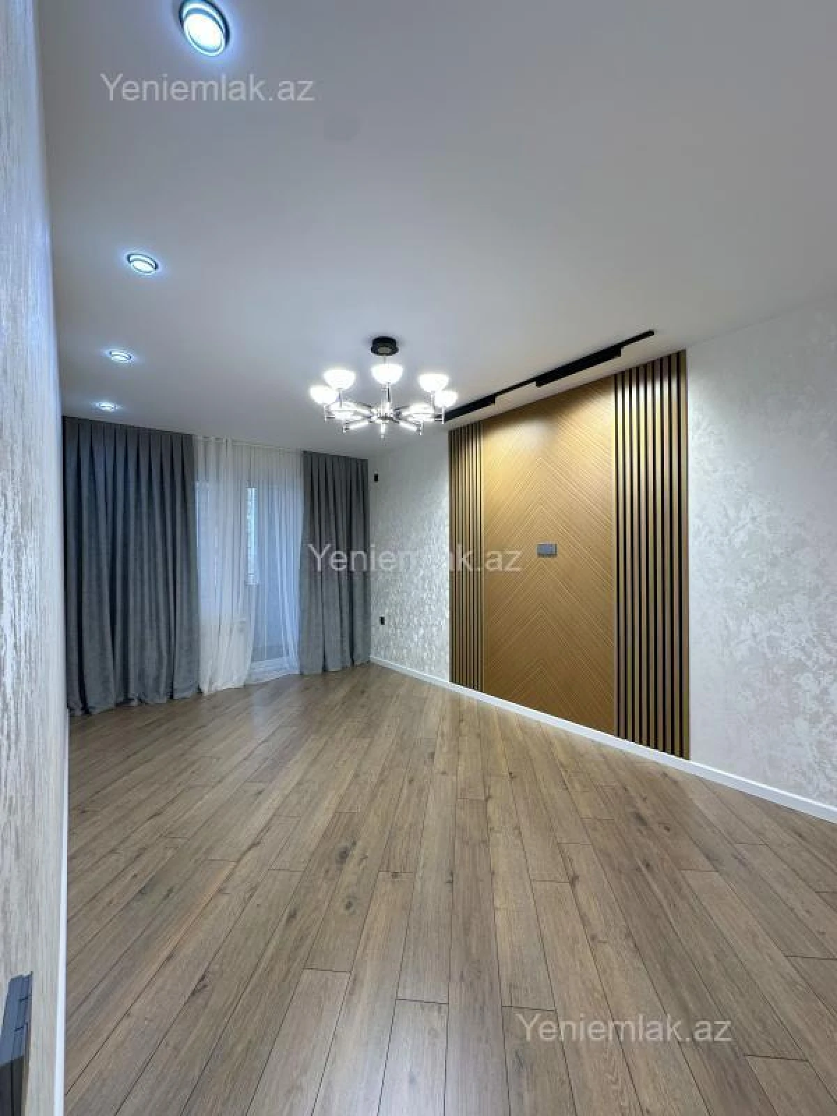 Satılır 2 otaqlı köhnə tikili 60 m²