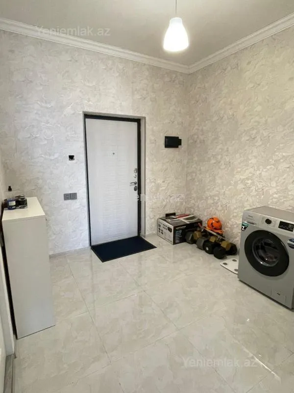 Satılır 3 otaqlı yeni tikili 67 m²