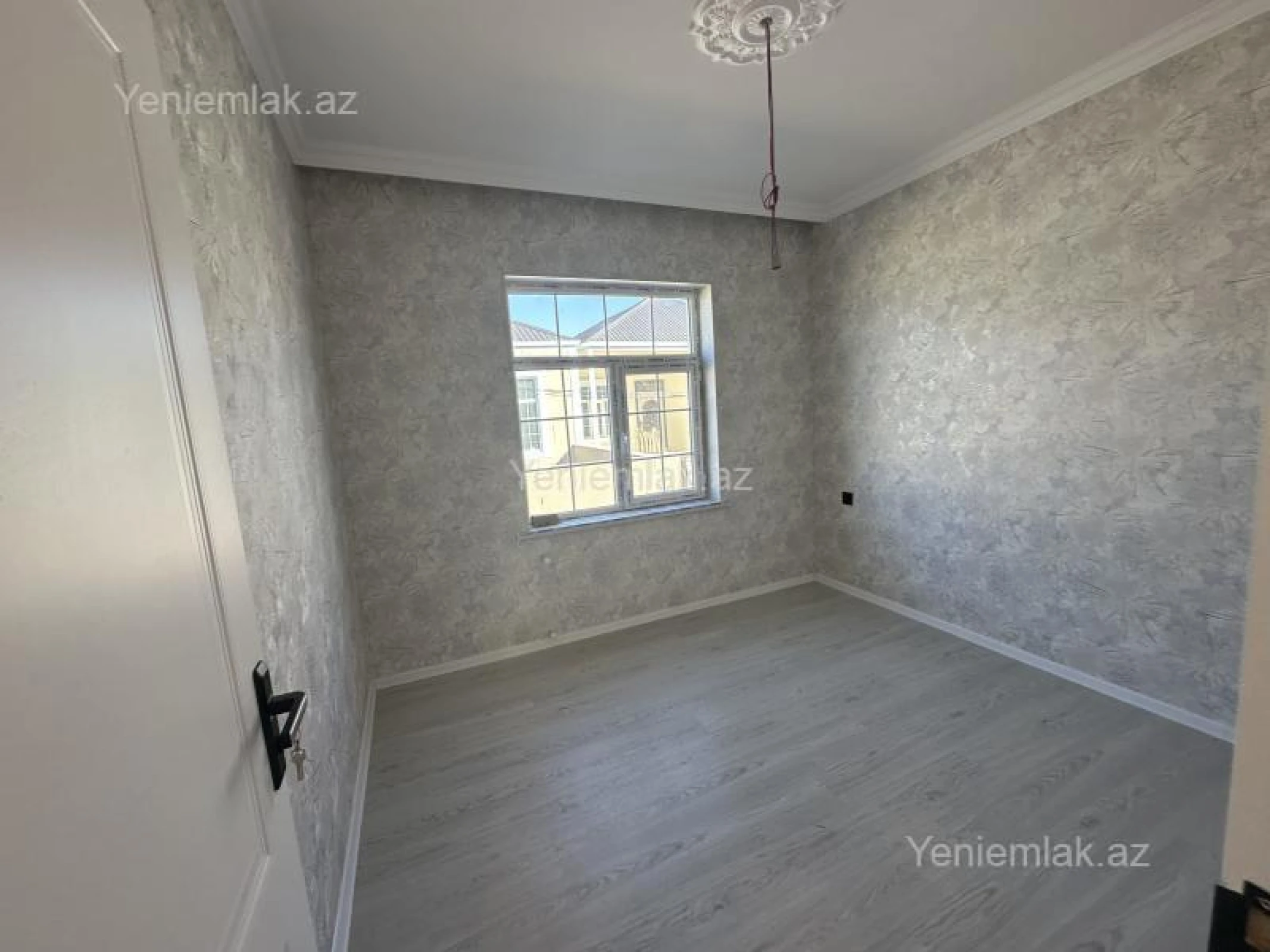 Satılır 4 otaqlı həyət evi 120 m²