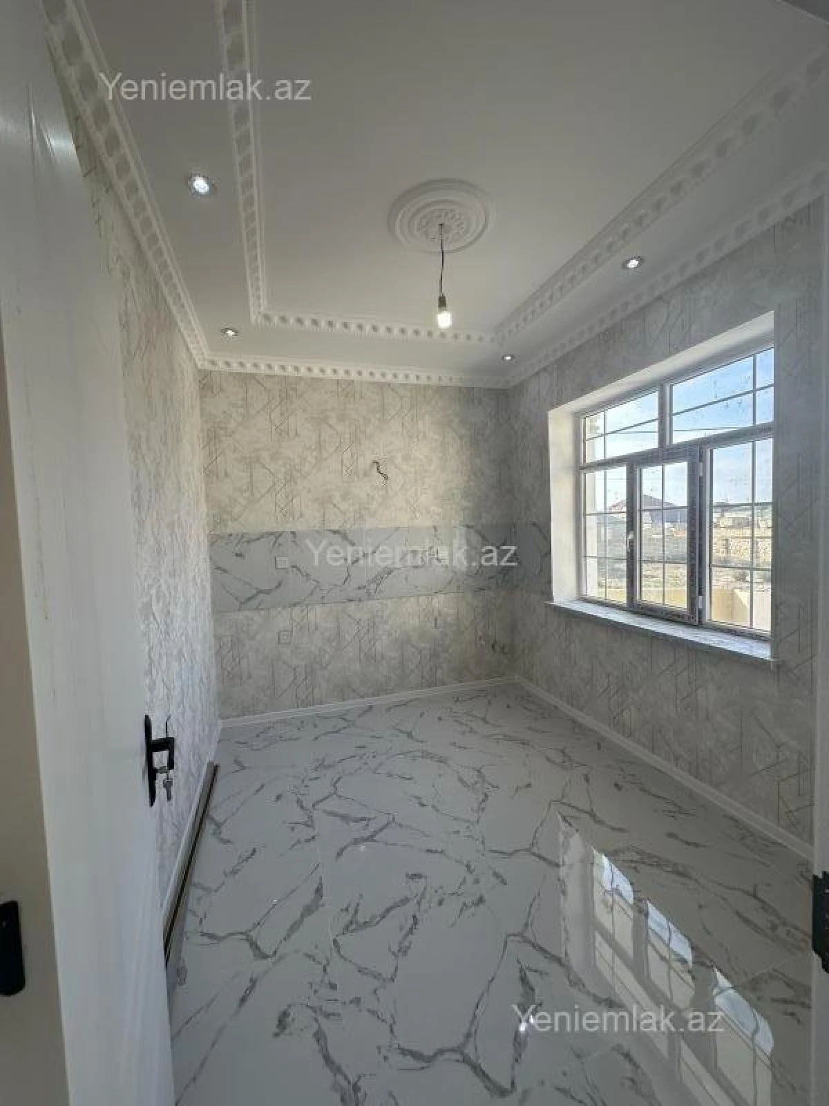 Satılır 3 otaqlı həyət evi 100 m²