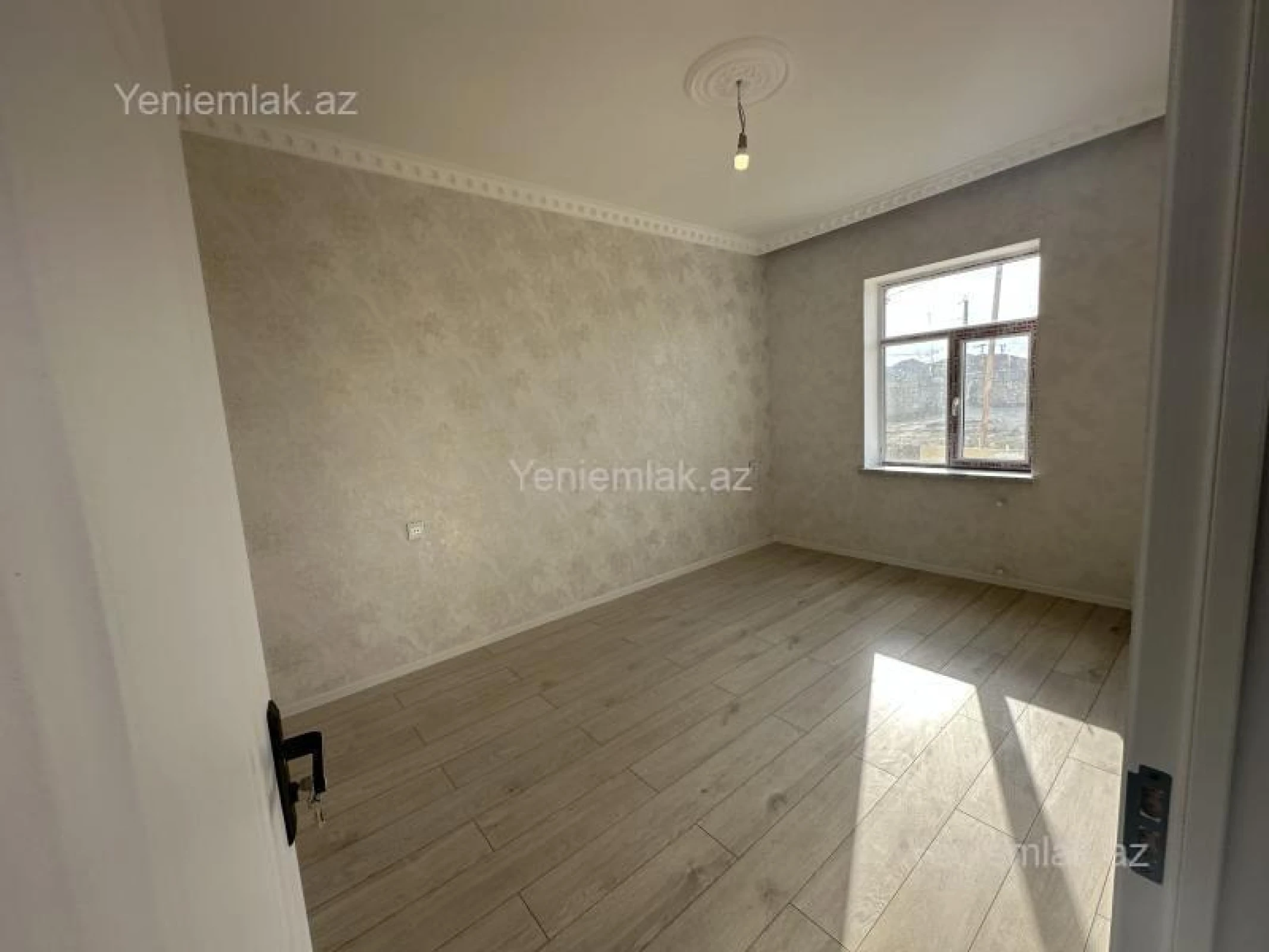 Satılır 3 otaqlı həyət evi 100 m²