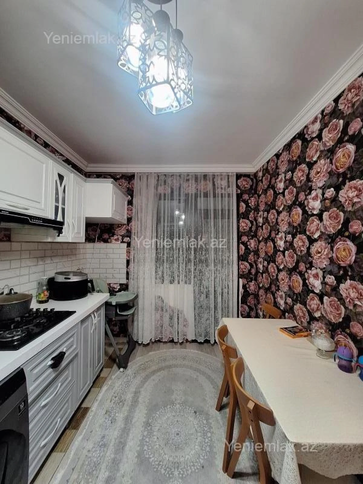 Satılır 4 otaqlı köhnə tikili 85 m²