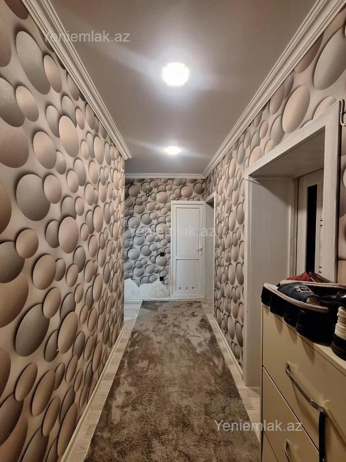 Satılır 4 otaqlı köhnə tikili 85 m²