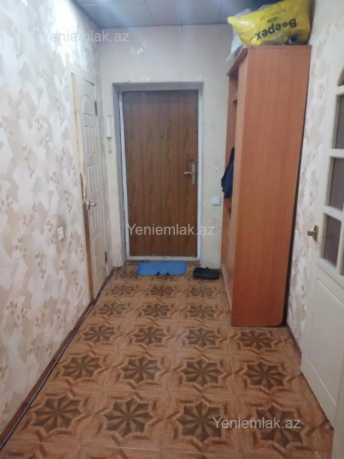Satılır 3 otaqlı köhnə tikili 90 m²