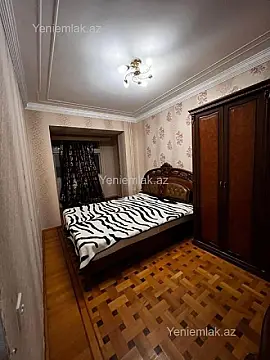 Satılır 3 otaqlı köhnə tikili 90 m²