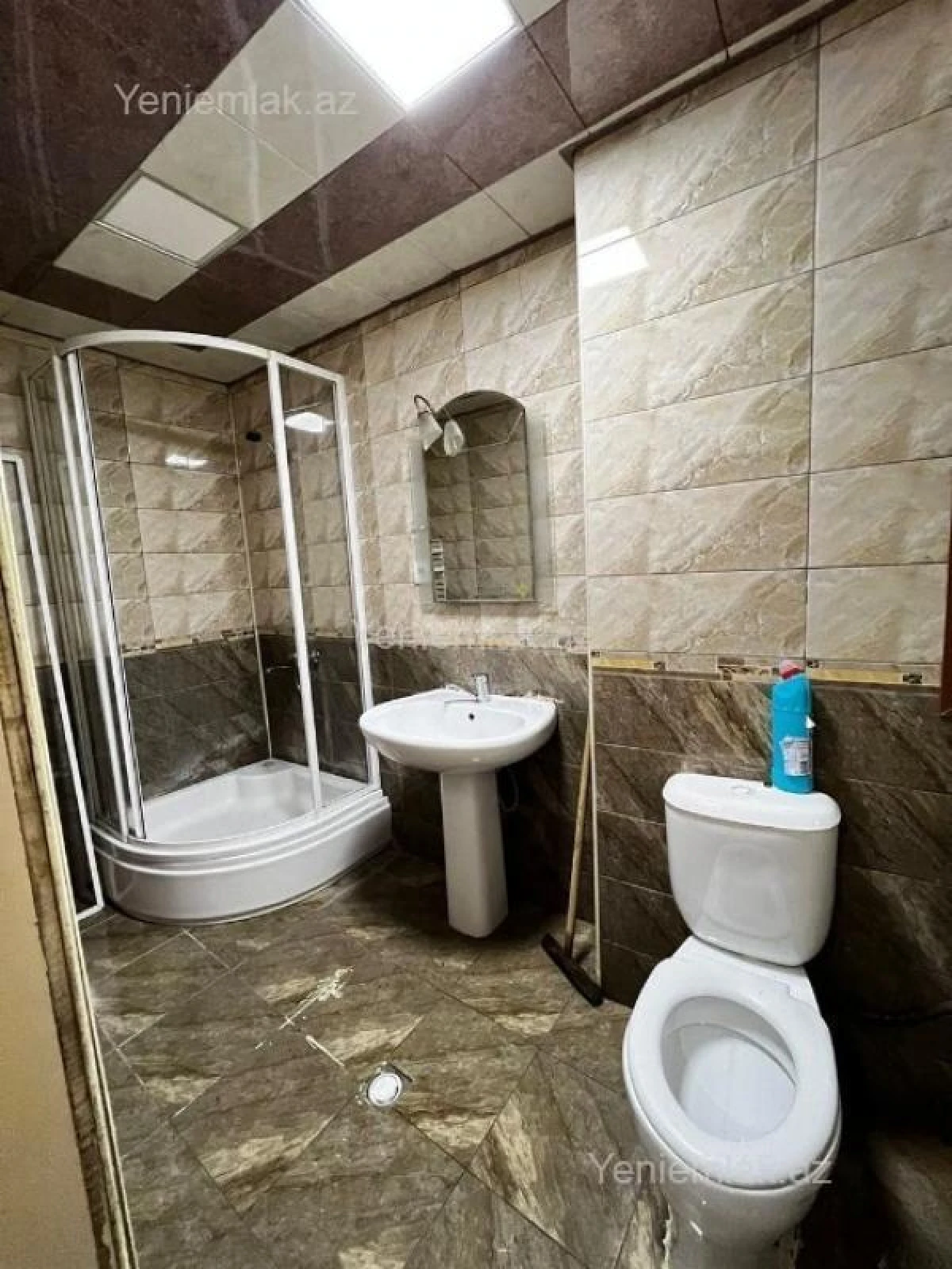Satılır 3 otaqlı köhnə tikili 90 m²
