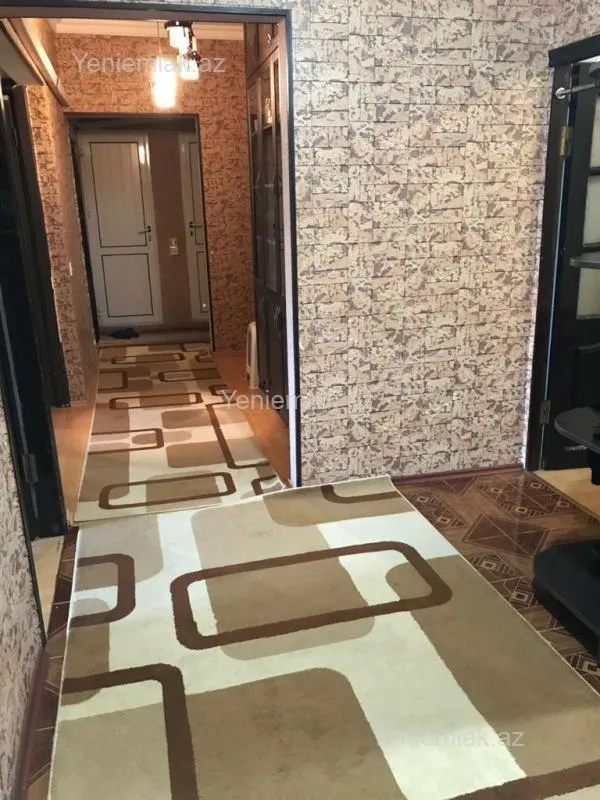 Satılır 5 otaqlı köhnə tikili 120 m²