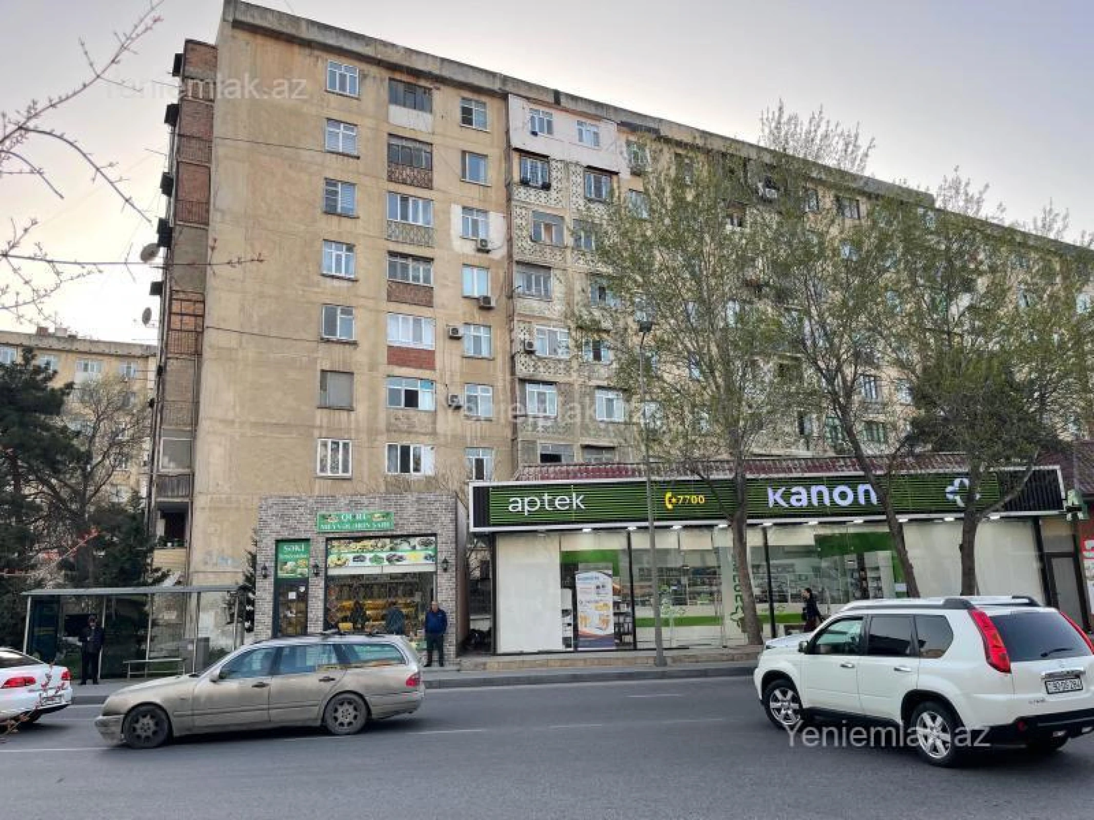 Satılır 5 otaqlı köhnə tikili 120 m²