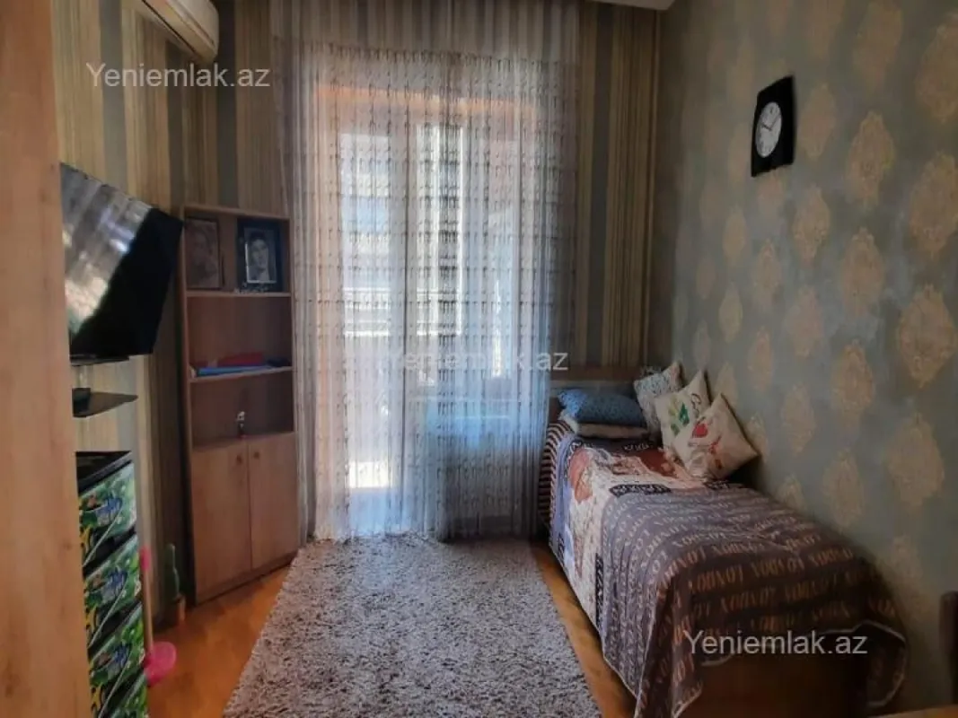 Satılır 3 otaqlı yeni tikili 90 m²