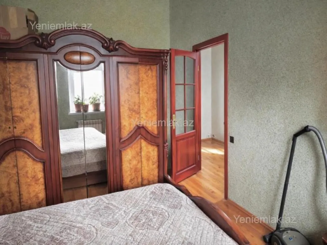 Satılır 3 otaqlı həyət evi 80 m²