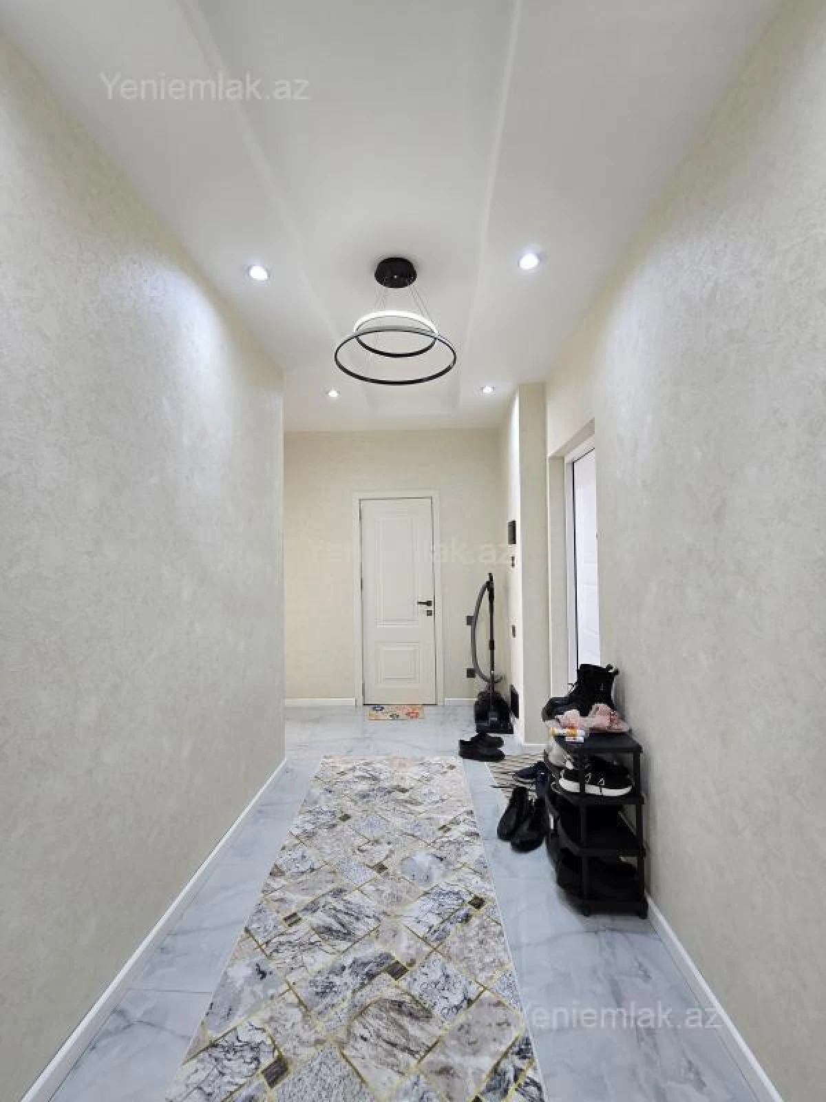 Satılır 2 otaqlı yeni tikili 81 m²