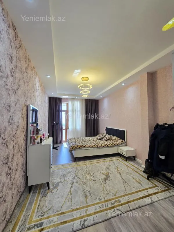 Satılır 2 otaqlı yeni tikili 81 m²