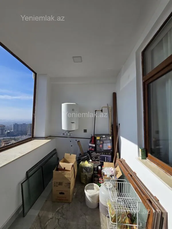 Satılır 2 otaqlı yeni tikili 81 m²