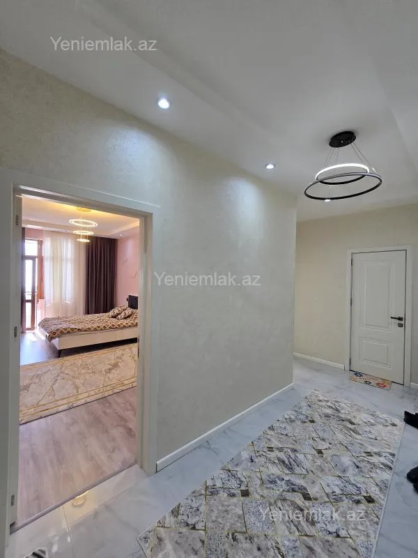 Satılır 2 otaqlı yeni tikili 81 m²