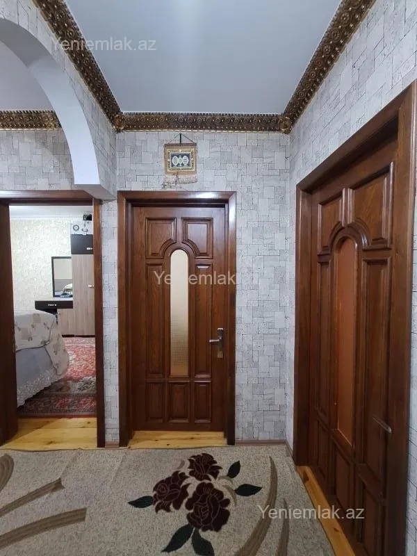 Satılır 3 otaqlı köhnə tikili 75 m²