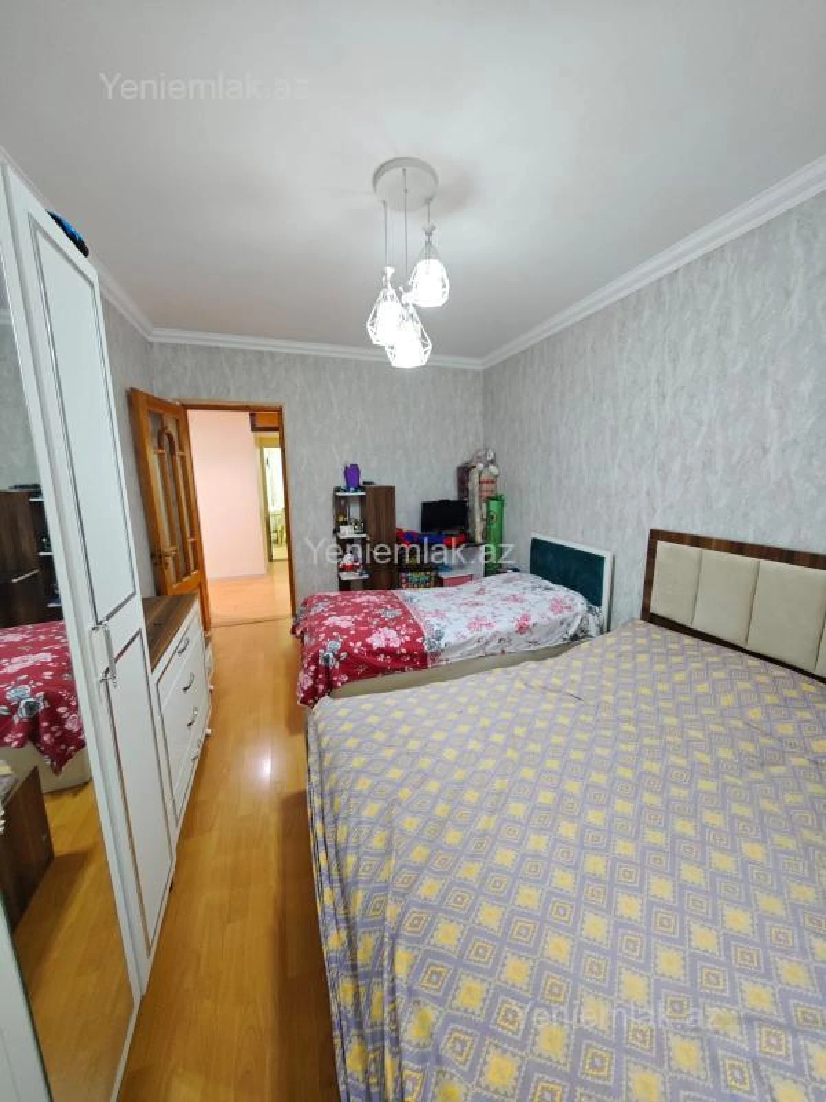 Satılır 3 otaqlı köhnə tikili 86 m²