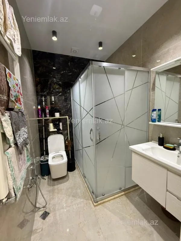 Satılır 4 otaqlı həyət evi 150 m²