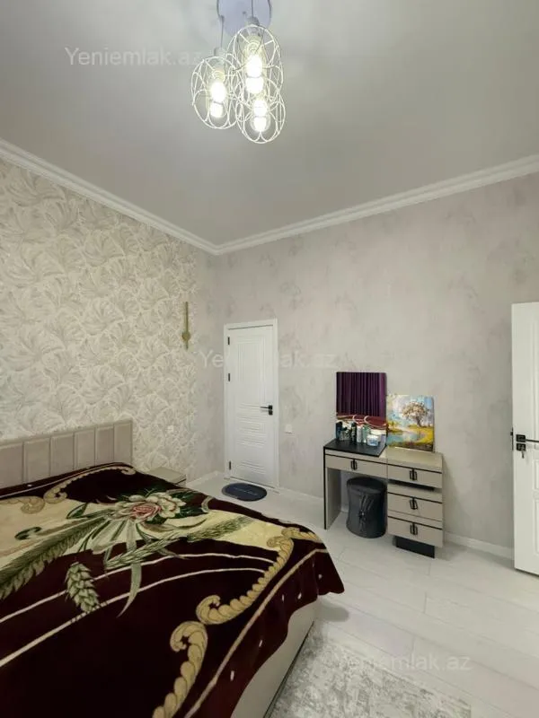 Satılır 4 otaqlı həyət evi 150 m²