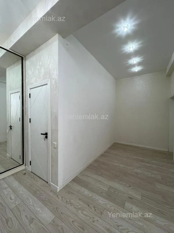 Satılır 3 otaqlı yeni tikili 79.1 m²