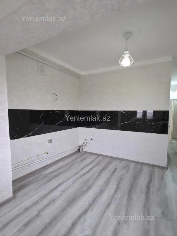 Satılır 2 otaqlı köhnə tikili 65 m²