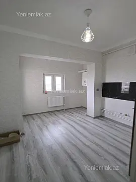 Satılır 2 otaqlı köhnə tikili 65 m²