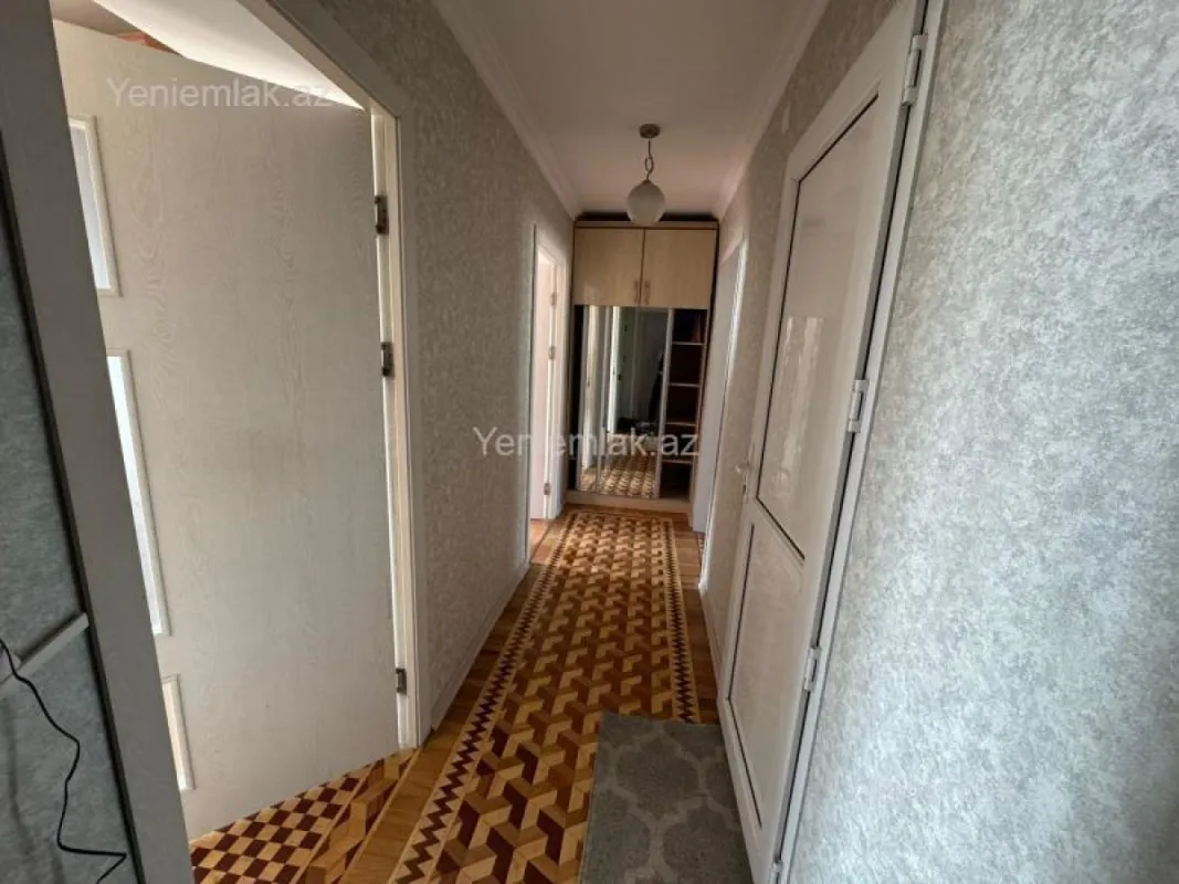 Satılır 3 otaqlı köhnə tikili 70 m²