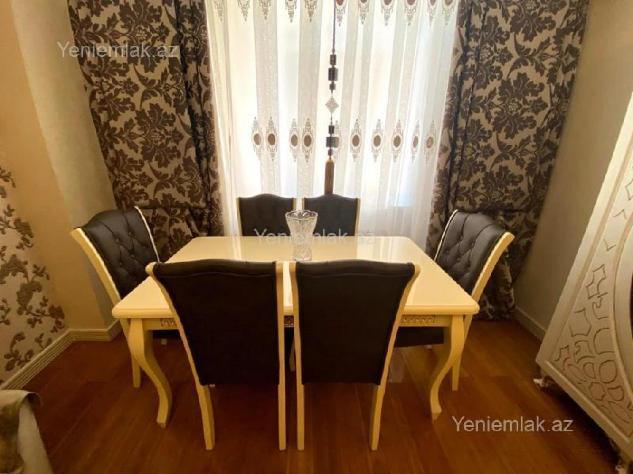 Satılır 2 otaqlı yeni tikili 68 m²