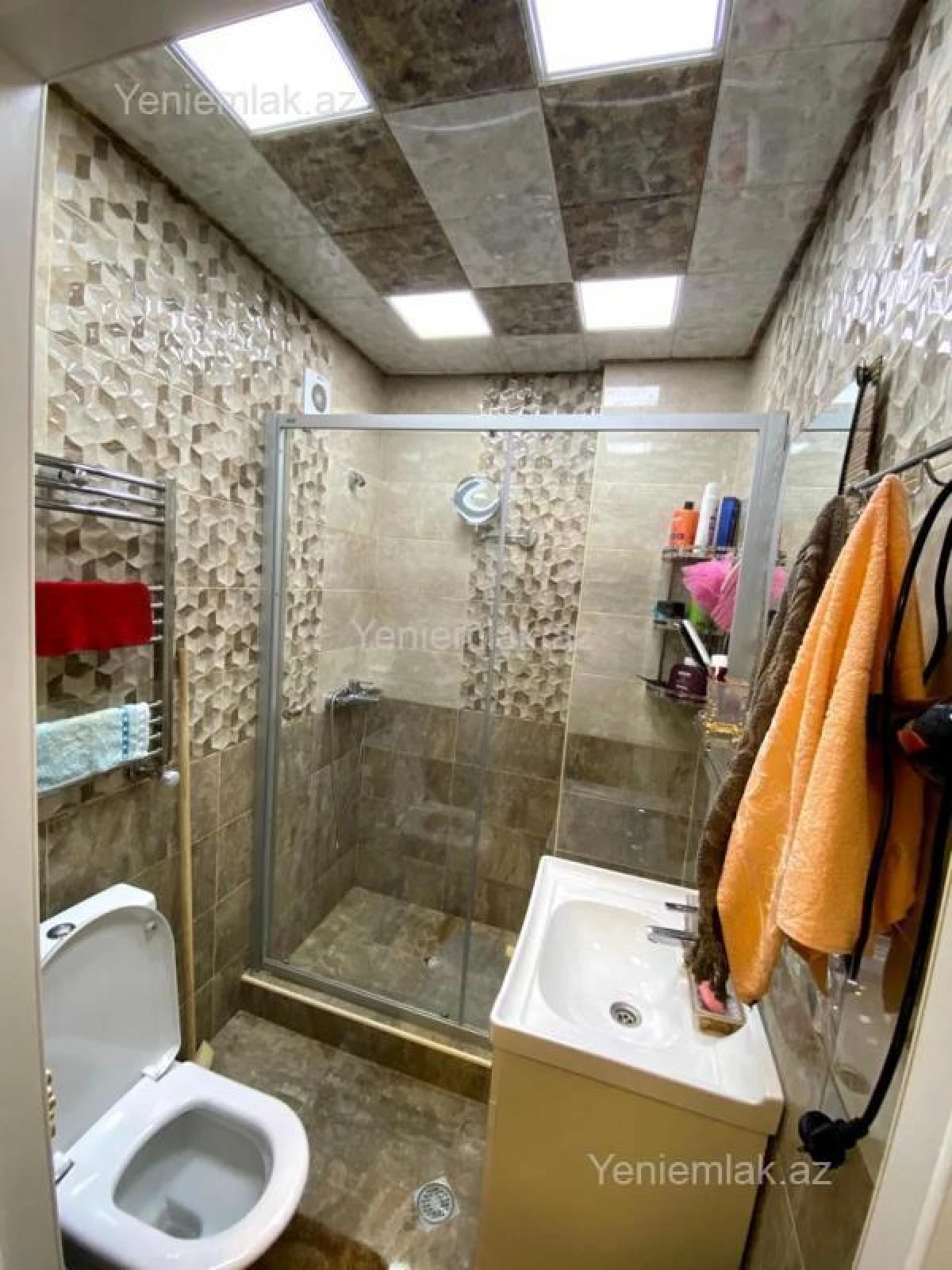 Satılır 2 otaqlı yeni tikili 68 m²