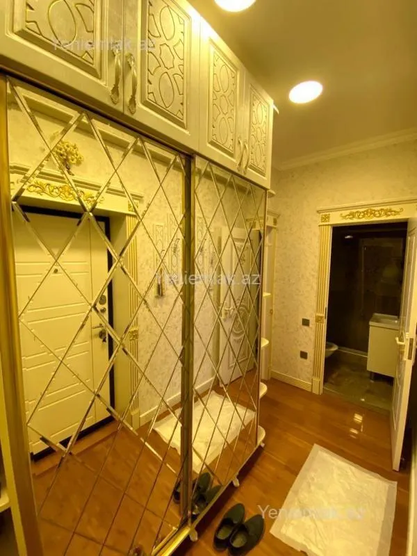 Satılır 2 otaqlı yeni tikili 68 m²