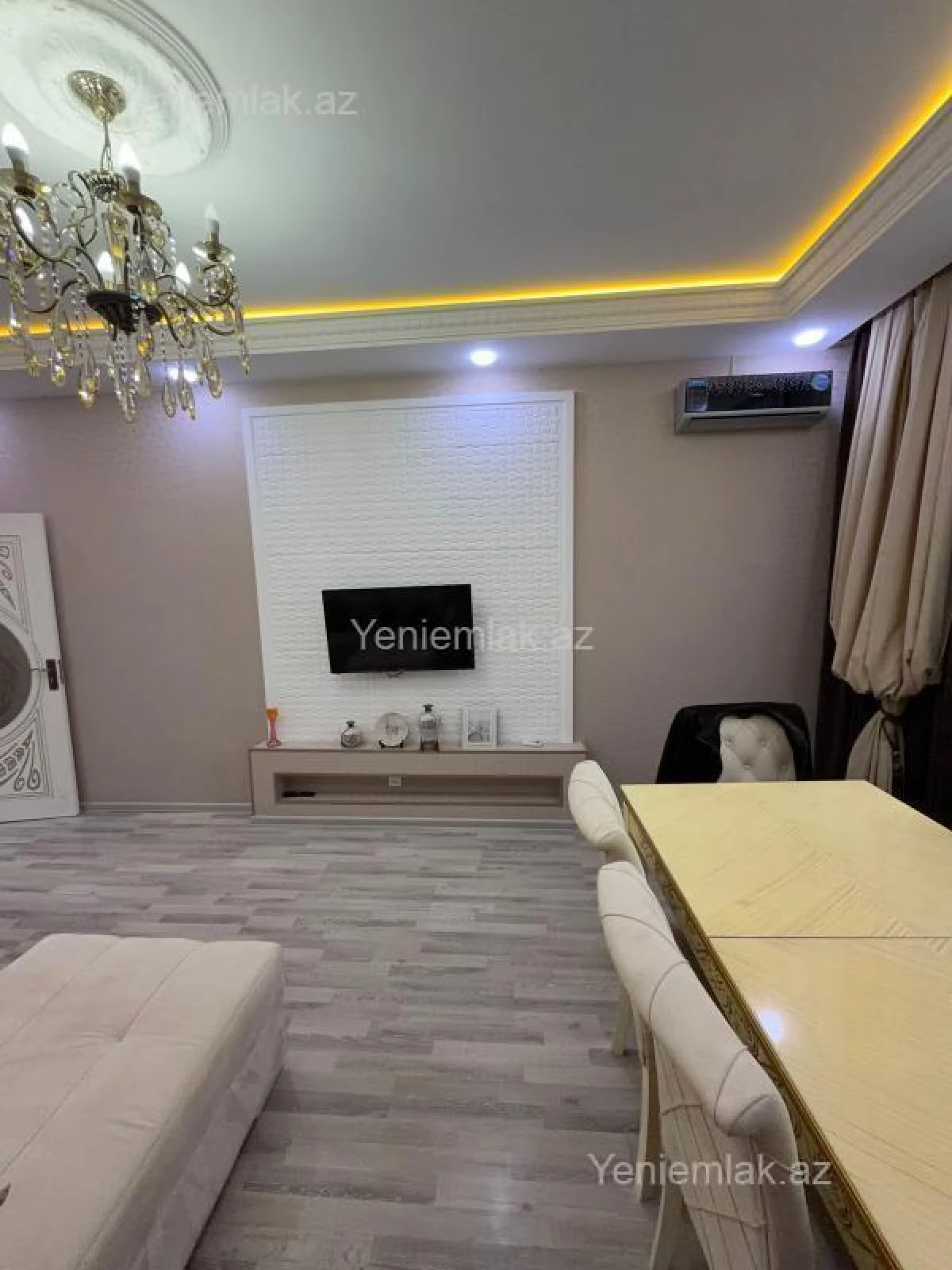 Satılır 2 otaqlı köhnə tikili 65 m²