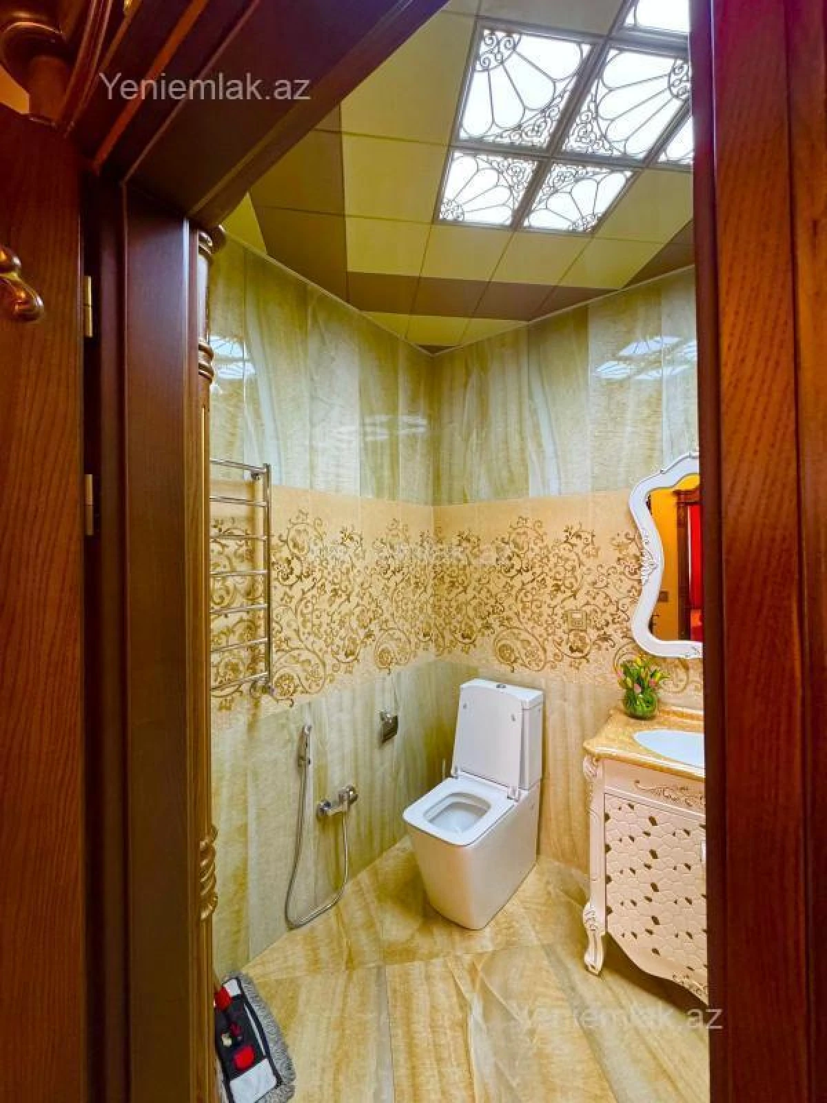 Satılır 3 otaqlı yeni tikili 160 m²