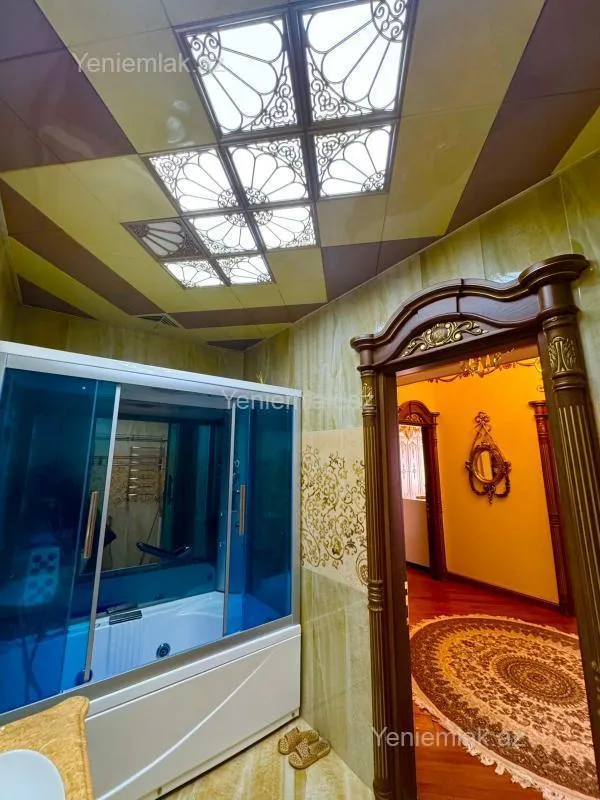 Satılır 3 otaqlı yeni tikili 160 m²